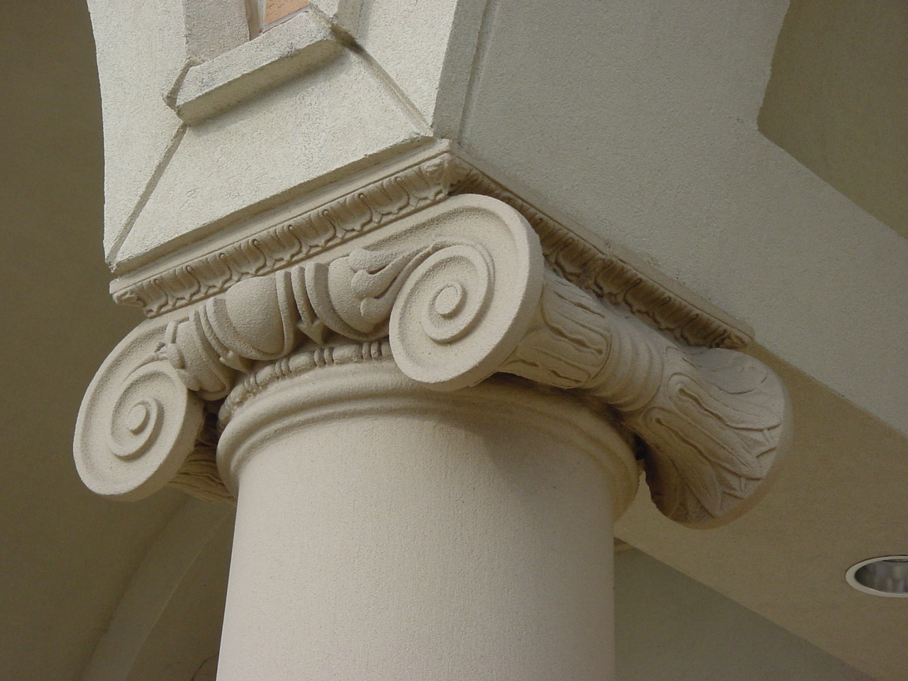 Portofino Shopping Center